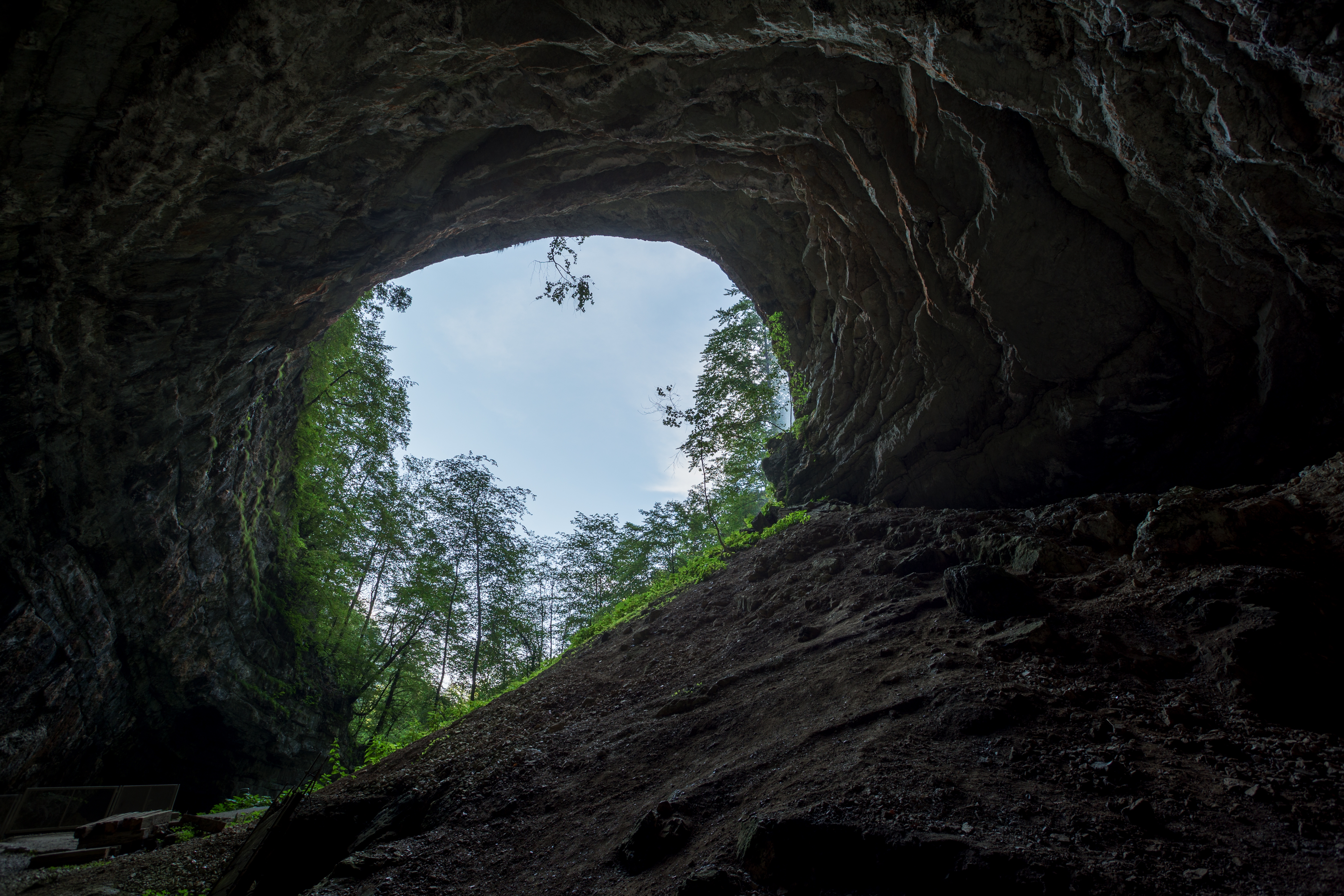 Kalladanthy natural cave